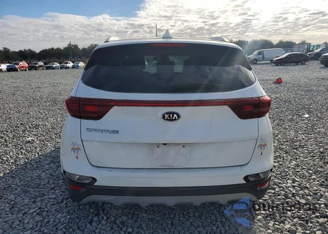 2021 Kia Sportage S z USA, uszkodzony, nr VIN KNDP6CAC7M7889030
